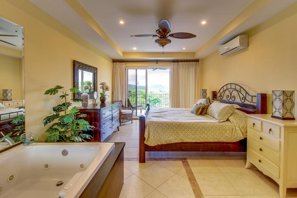 Naxos 16 Apartamento Tamarindo Exterior foto